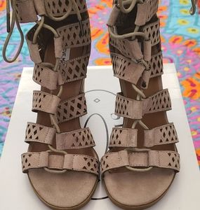 Steve Madden Caged Sandals 7 1/2
